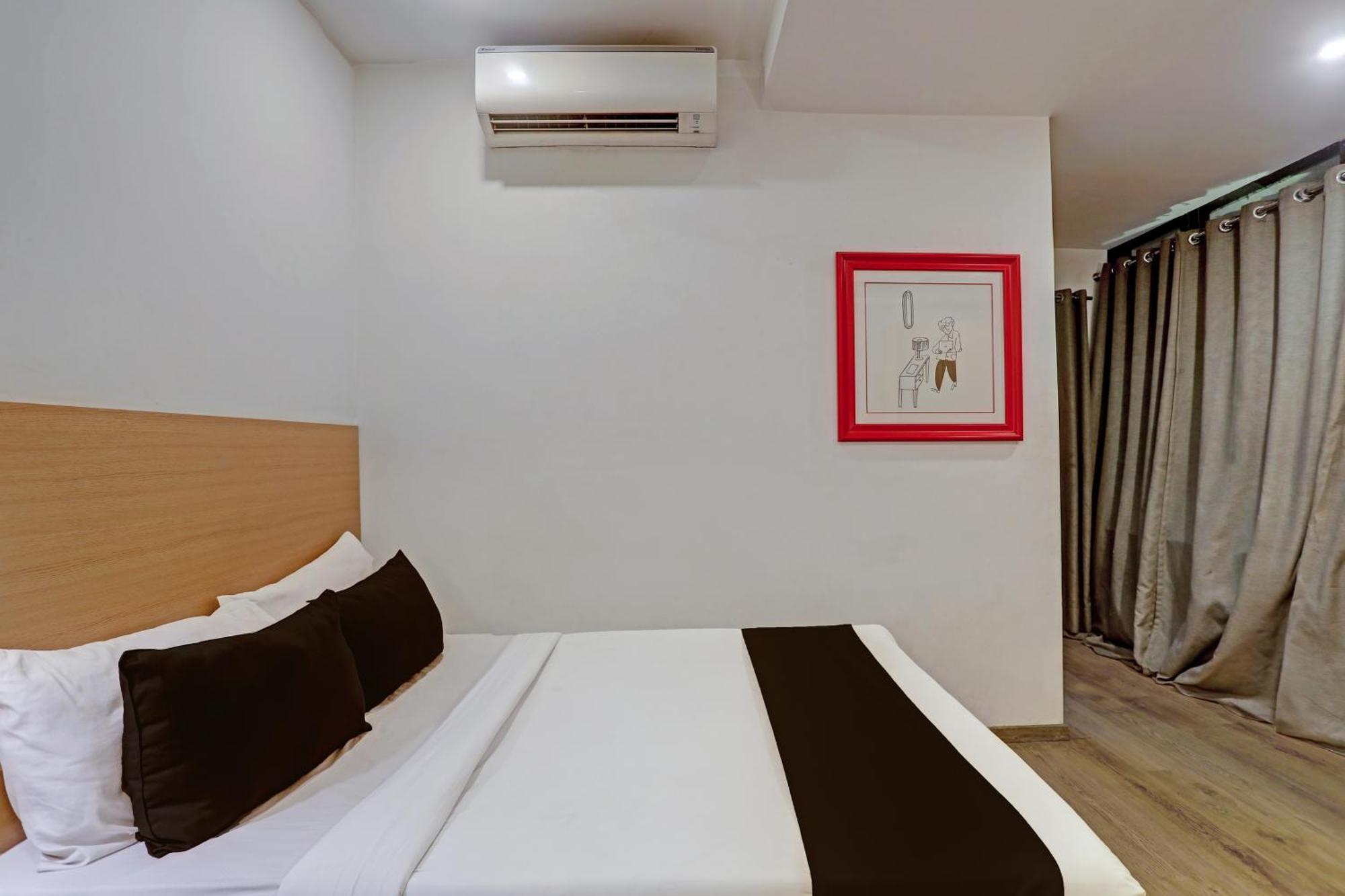 Super Townhouse Near Secunderabad Railway Station, Yashoda Hospital, Patny Centre Exterior photo